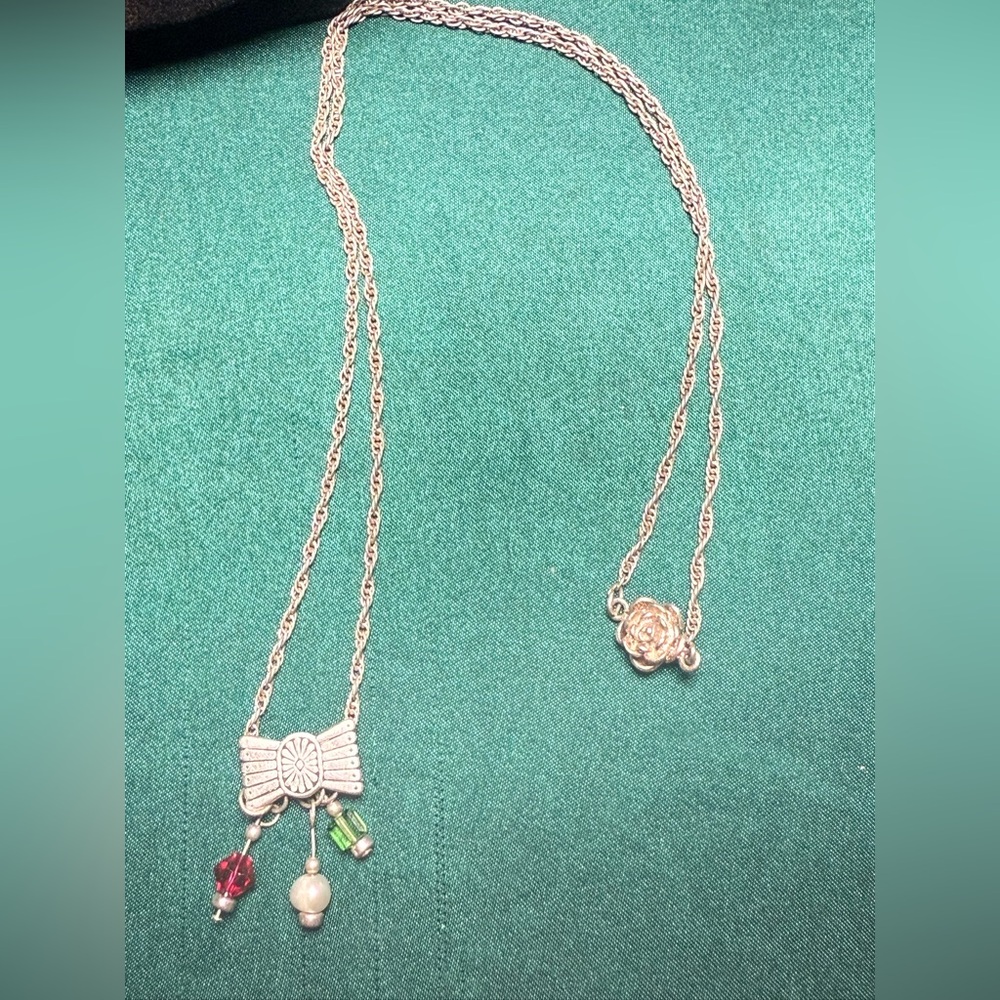 Silver tone Bow Necklace with Red, Green with‎ rose closure